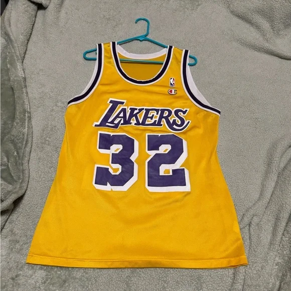 Magic Johnson Champion Yellow Lakers Jersey with Purple Accents - Picture 1 of 3